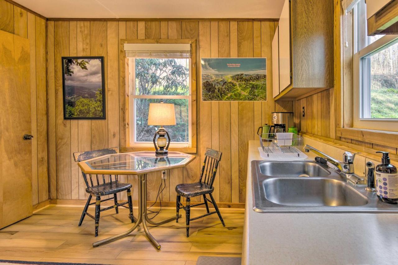 Peaceful Spruce Pine Cabin On 8 Acres With 2 Decks! Екстериор снимка